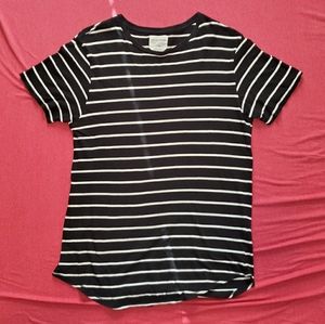 black & white stripes short sleeve tee